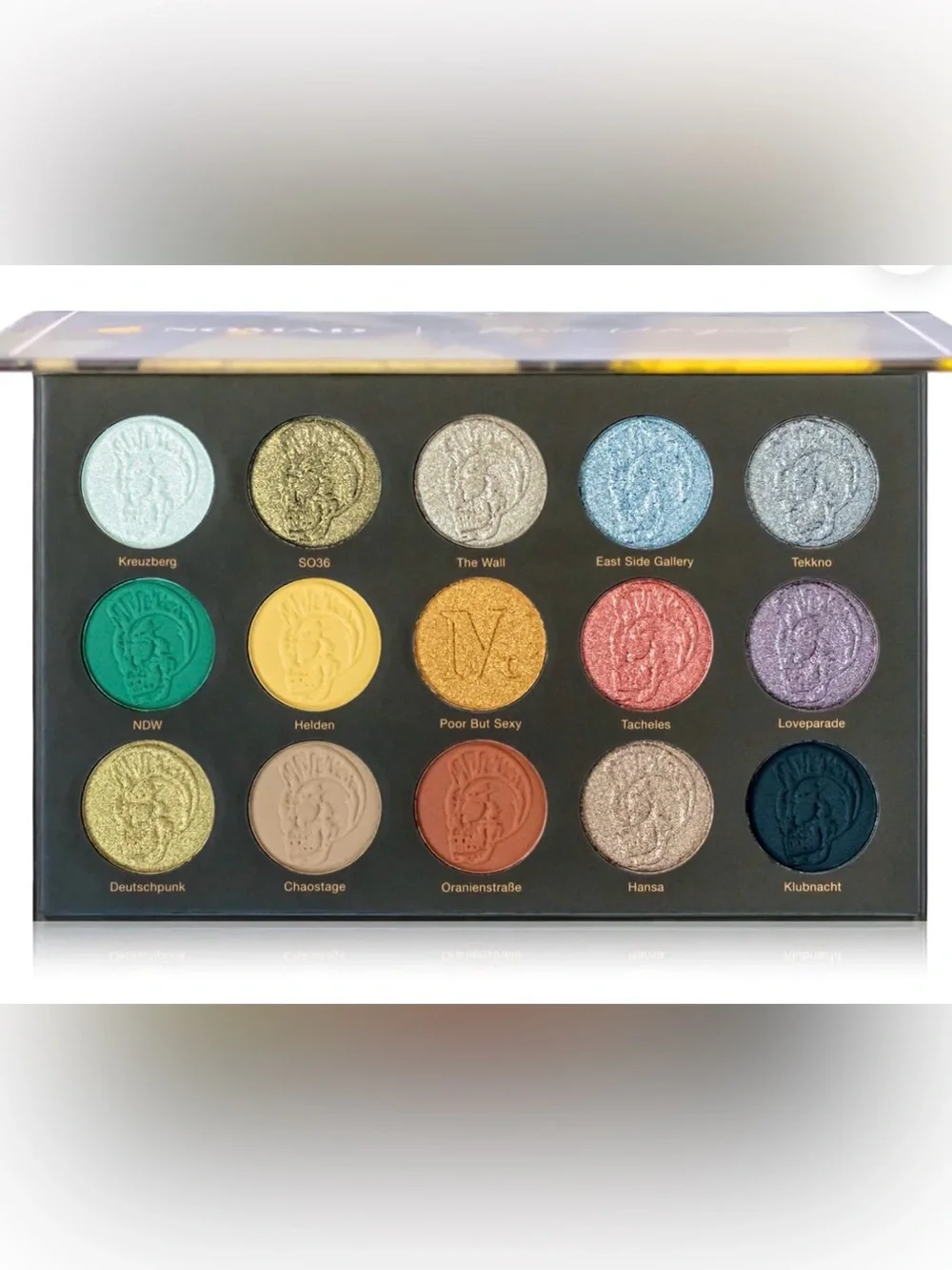 Nomad Intense Eyeshadow Palette-15 Shades. New, unused. Vegan and Cruelty-Free.